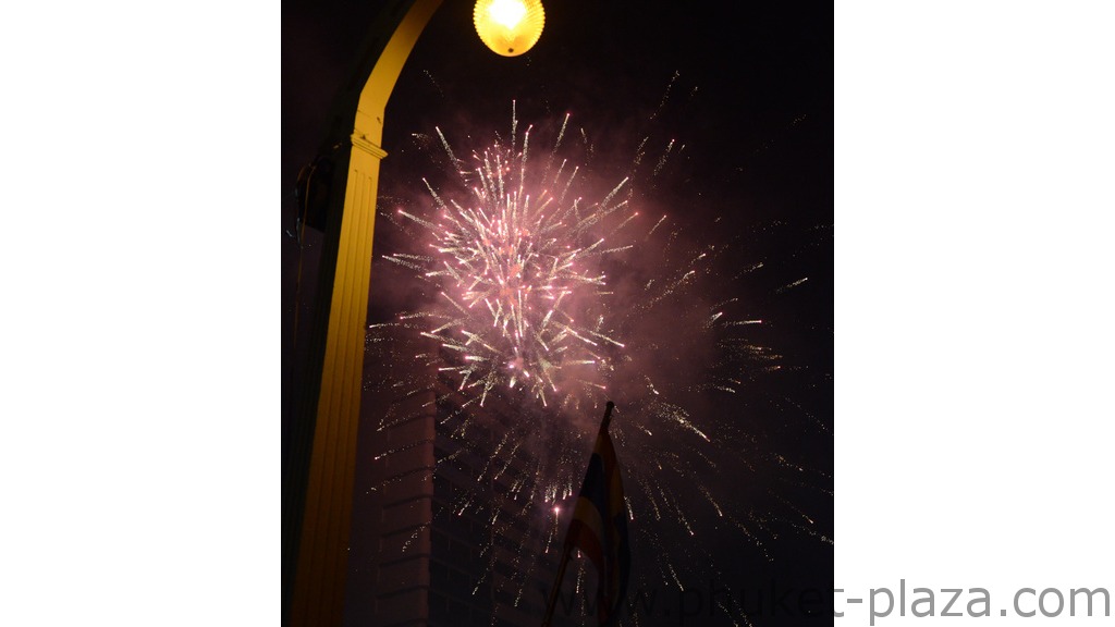 phuket photos daylife phuket town fireworks